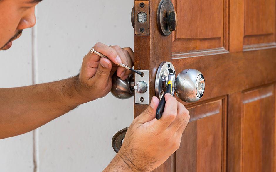 comment changer un verrou de porte Villetaneuse